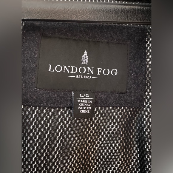London Fog wool coat, size large, perfect condition - Picture 7 of 7
